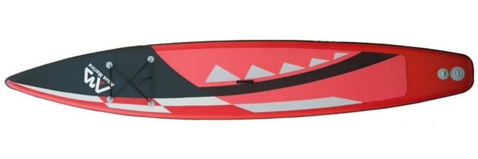 Aufblasbares Surfbrett beim Kitesurfing